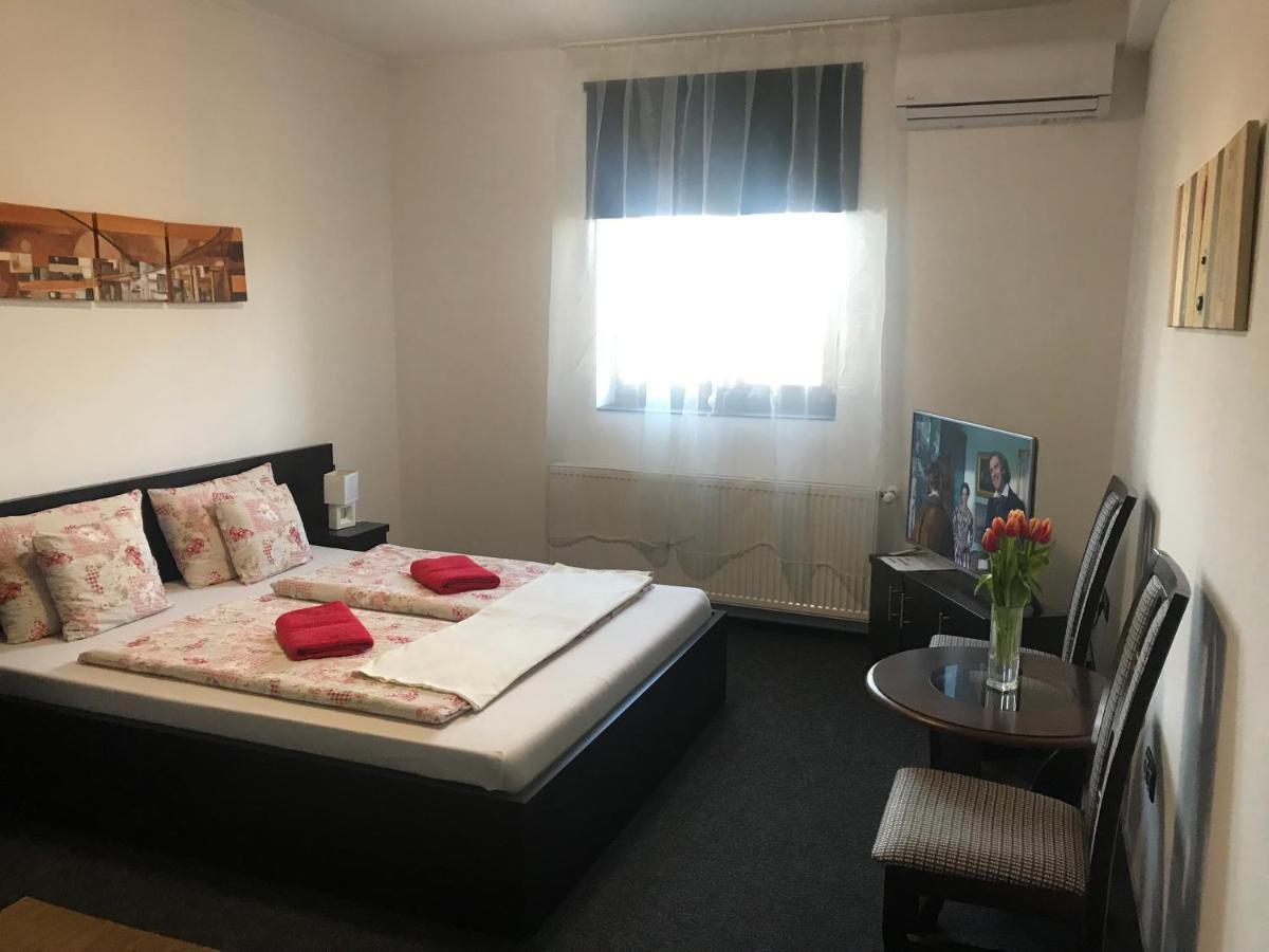 Bocskai Domb Vendeghaz Hotel Nagykallo Luaran gambar